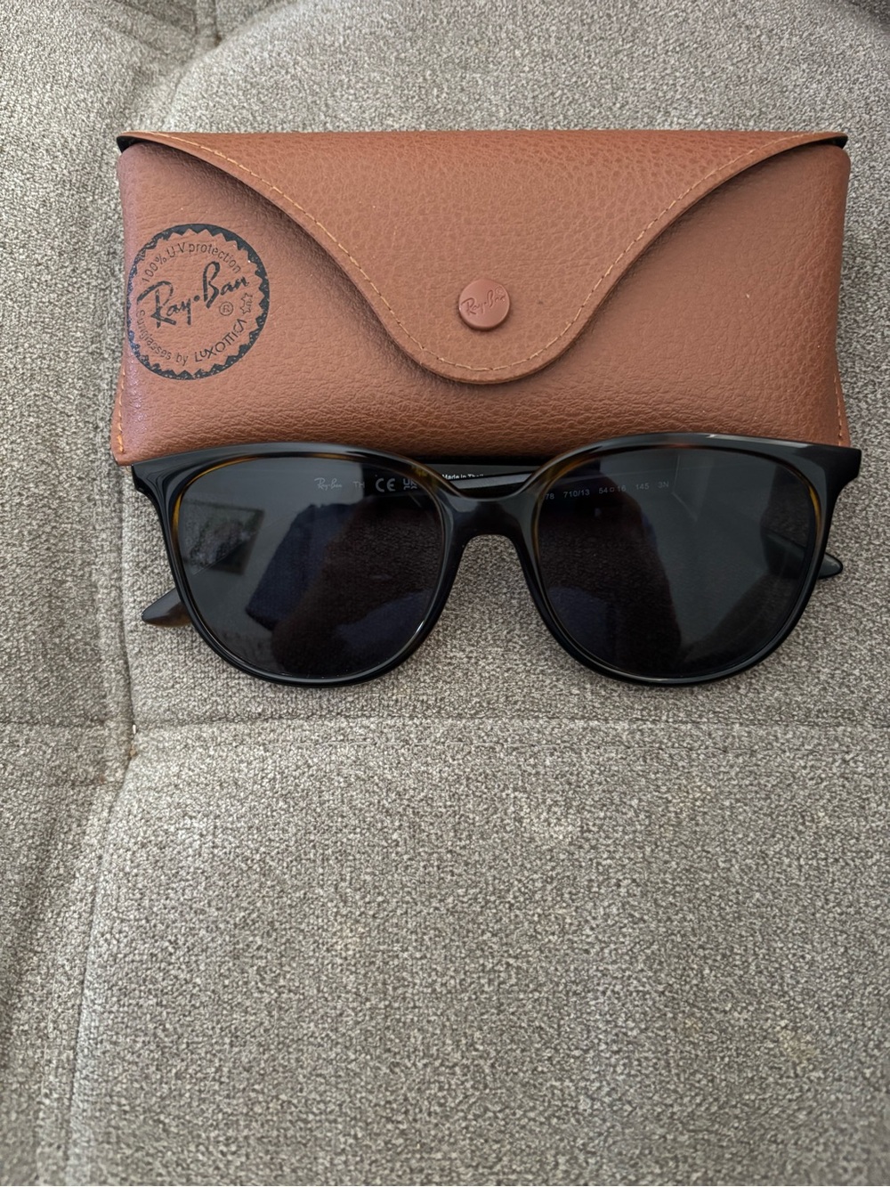 Ray-Ban Prescription Dark Tortoise Shell Frame Sunglasses with Brown Case